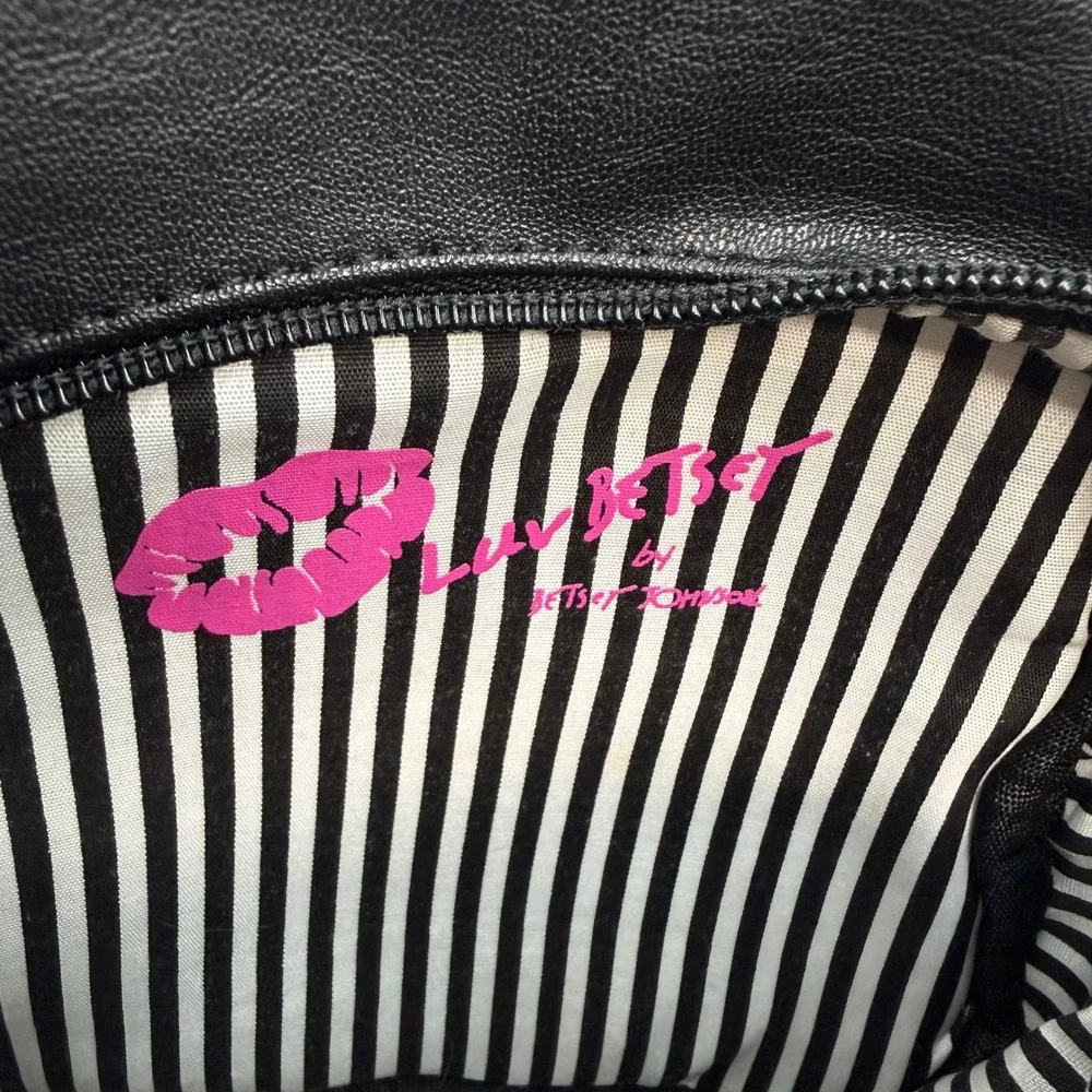 LUV‎ Betsey by Betsey Johnson Pink Black Quilted Mini Backpack Gold Lip Charm